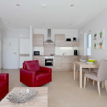 Backbord Apartment *